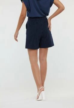 Lee Cooper Nylia - Shorts - Navy -Lee Cooper Winkel 4f3aaf1f5d3648e5a1acdb579c3ea3bf